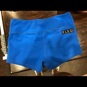 Fleo shorts M